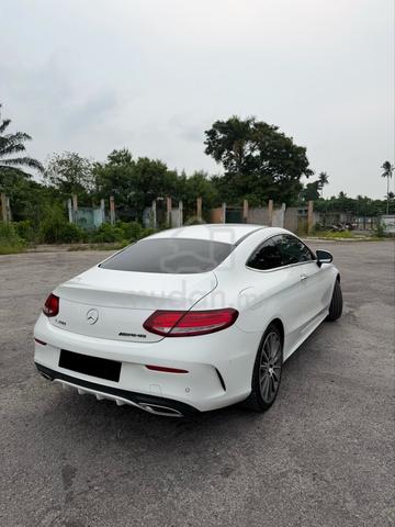 Direct Owner Mercedes Benz C200 2.0 COUPE AMG LINE - 2