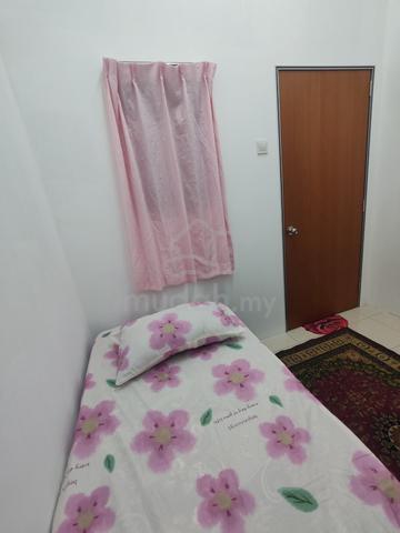 Bilik Sewa Muslimah Area Lunas 1