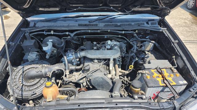 2006 Toyota HILUX 2.5 G MY05 KUN25R (A) - 4