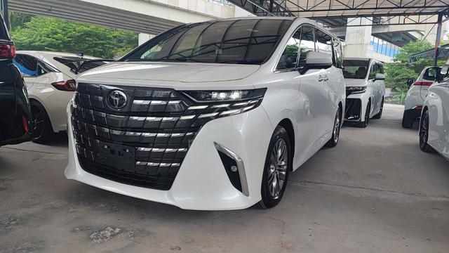 2024 Toyota Alphard 2.5 Z Mpv - 1