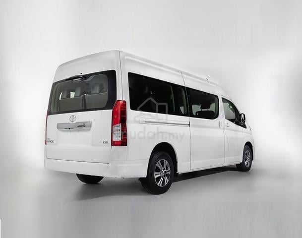 New TOYOTA HIACE 2.8CC SLWB Window Van - 4