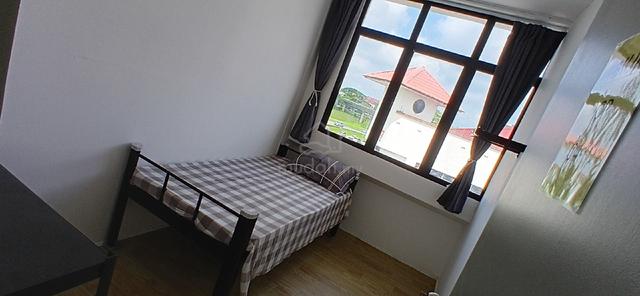 Room Near Aeon Mall 3rd Miles opposite Timberland for Rent 1
