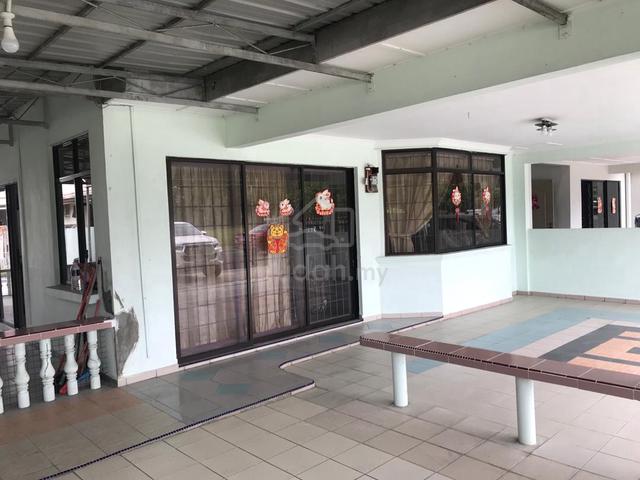Taman Utama,corner lot double storey terrace house ijm,mile6, 1