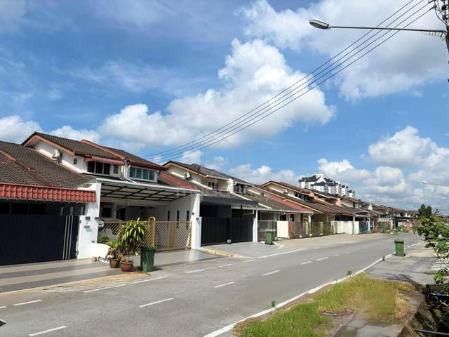 Jalan Song NEW Exclusive Listing Tabuan Heights 1.5 Storey Terrace 1