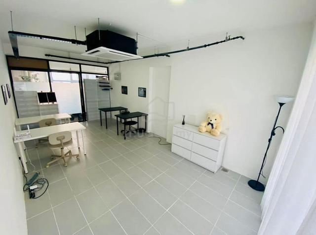 Small Office Rent Residensi Gembira 737 Kuchai Lama 220sf with Aircond 1