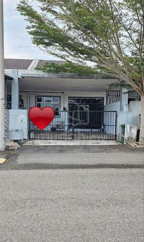 Teres Setingkat Taman Redan Perdana Muadzam Shah 1