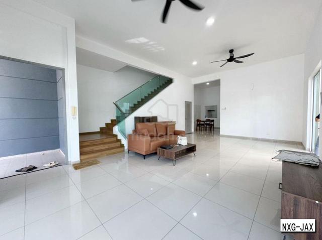 2-Storey Semi-D | Canary Garden Klang Gated Guarded Fully furnished. 1