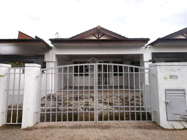 Jalan Indah 27 @ Bukit Indah, Single Storey, Freehold 22x70 1