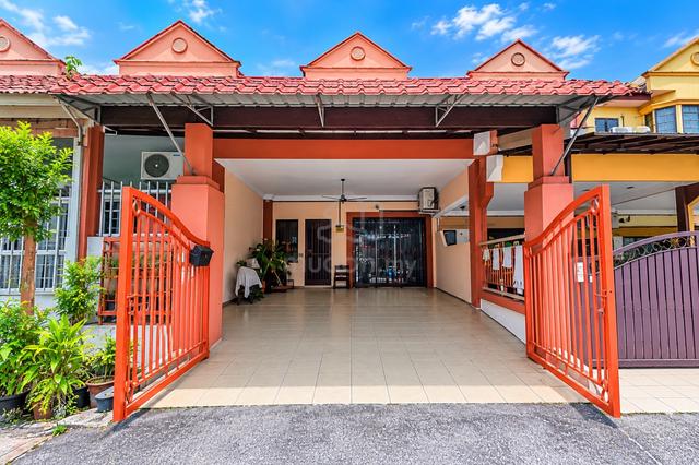 NEGO🔥2 Storey Taman Perdana College Heights, Pajam, Nilai - Mantin 1