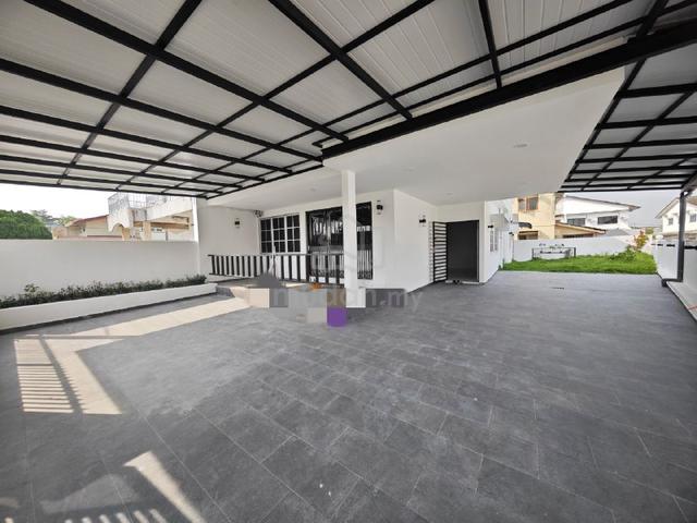 Freehold ! Pasir Puteh / 2 Storey Semi-D / Fully Renovated / Refurbish 3