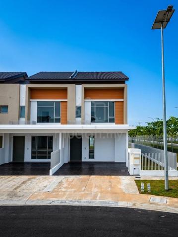 End Lot, Mio Spring, Gamuda Cove 1