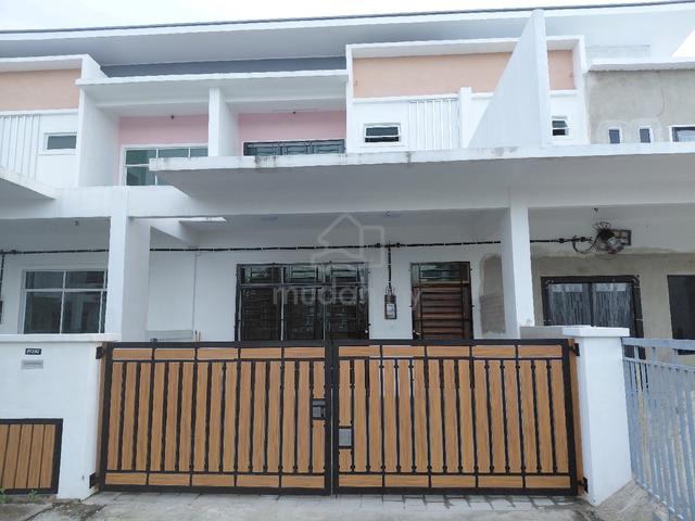 Rumah Untuk Disewa. Fully Furnished. Lokasi Menarik Wakaf Bharu 1
