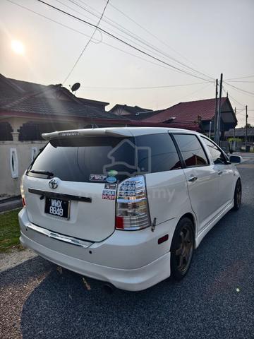 2005 Toyota WISH 1.8 TYPE S (A) - 2