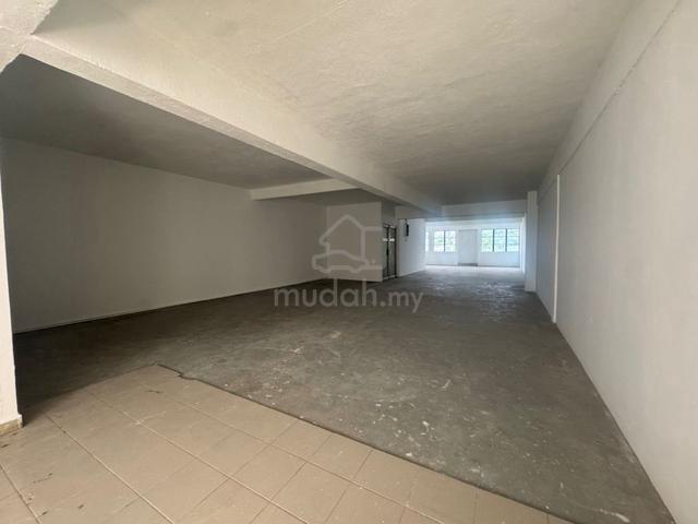 Below Market Whole Building Taman Kinrara Ground,1ST,2ND Floor Rent 1