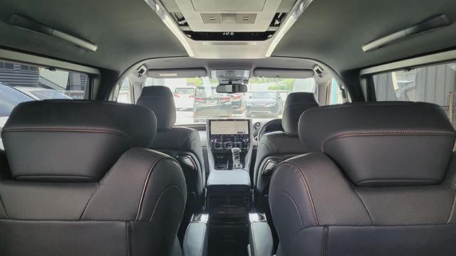 2023 Toyota ALPHARD 2.5 Z PCS LDA BSM 4Cam Unreg - 4