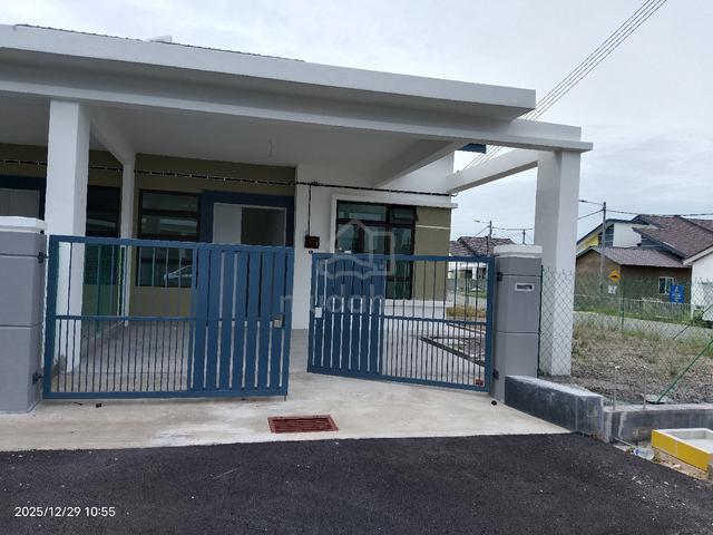 Corner lot Sungai petai alor gajah 1