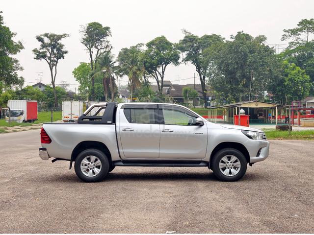 2017 Toyota HILUX 2.4 G STD VNT MY17 AN120 (M) - 5