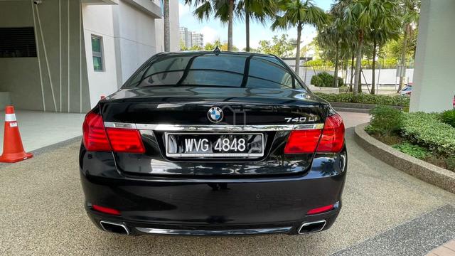 Private Seller 2011 Bmw 740Li (CBU) 3.0 (A) - 1