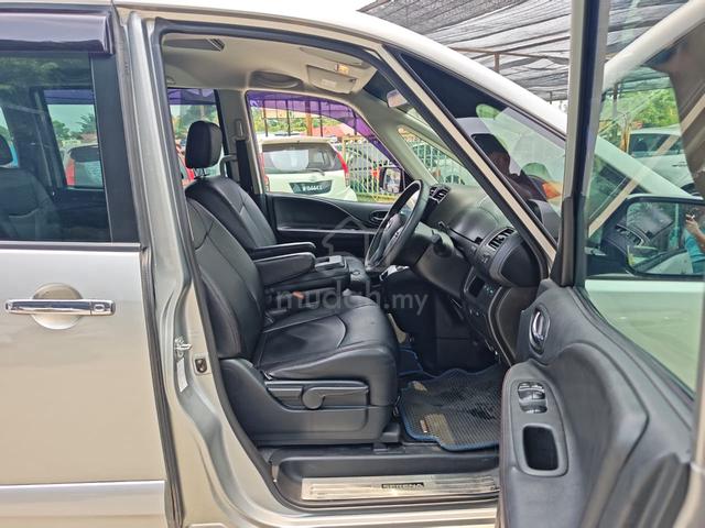 2016 Nissan SERENA FULL SPEC 2.0 (AUTO) - 4