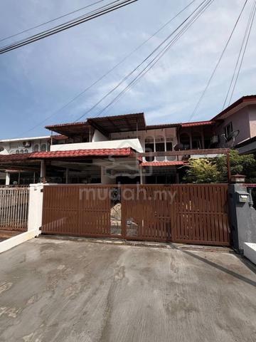 RENOVATED Double Storey Taman Teluk Pulai. Klang 1