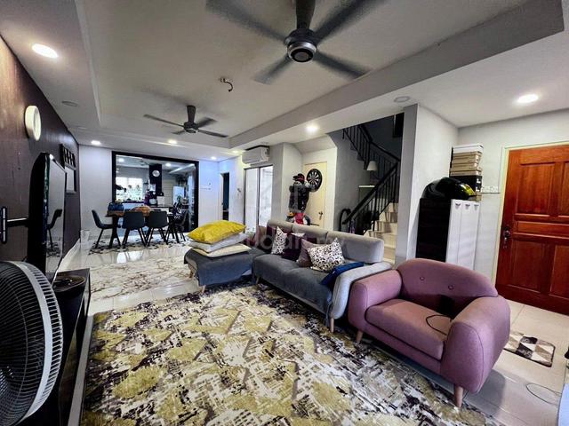 Renovated Unit. Teres 2 Tingkat, Cahaya Alam (Jasmin) Seksyen U12. 1