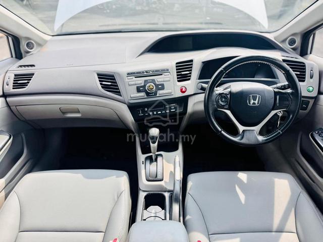 2012 Honda CIVIC 1.8 S i-VTEC FACELIFT (A) - 4