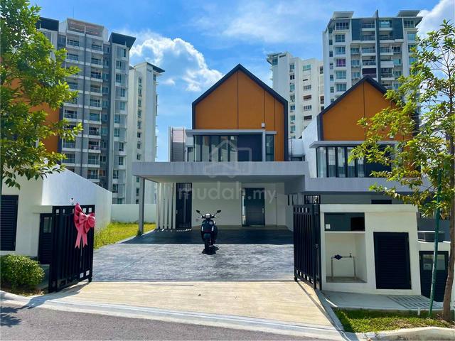 Endlot 3 Storey Superlink East 57 Melawati KL 1