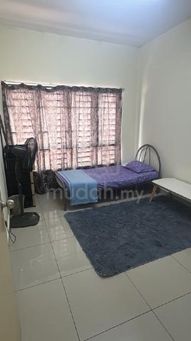Room to let - Parklane OUG 1