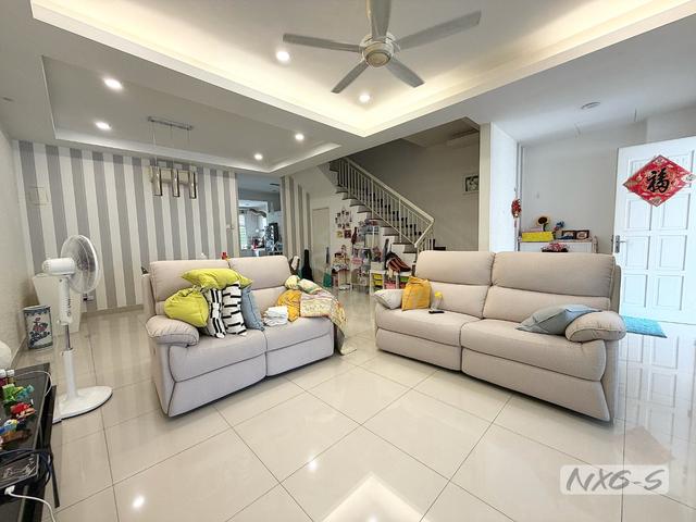 Limited unit indah residences kota kemuning utama 2 sty 22x75 value bu 1