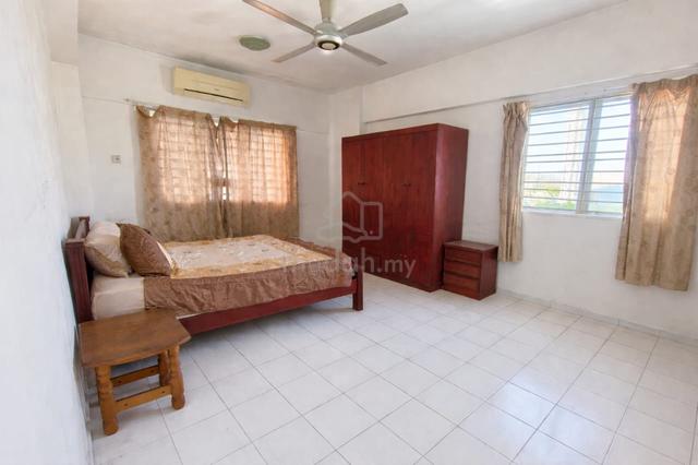Madu Mas Apartmen Room for rent Bilik sewa  1
