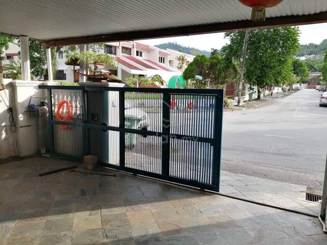 Single storey terrace at sg ara for rent 1
