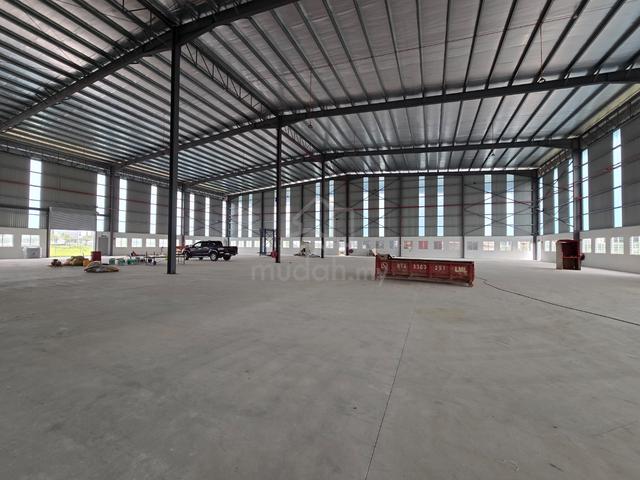 Olak Lempit Banting KLIA new big Semi D factory 1