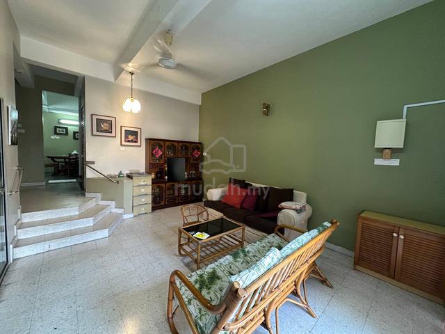Bercham / 2 Storey Terrace / 1646 sqft / Kitchen Fully Extended / Aeon 1
