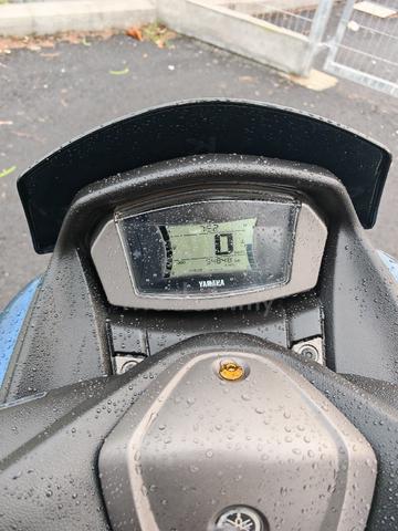 Yamaha NMAX V2 2023 like new Direct owner - photo 8 of 8