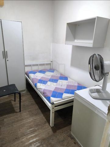 The Place Cyberjaya non-sharing room for rent 1