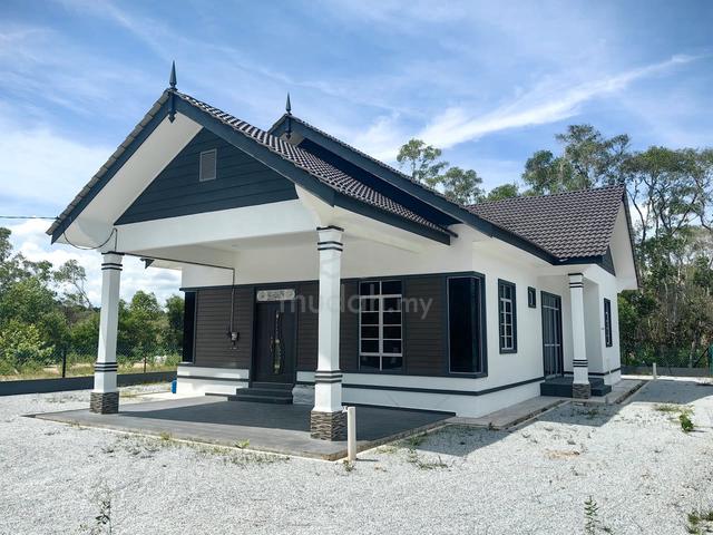 Rumah BANGLO SETINGKAT CANTIK 4BILIK DEKAT SMK KG SEBERANG MARANG 1