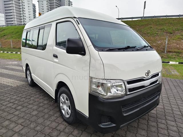 2013 Toyota Hiace 2.7 (M) Window Van High Roof - 1