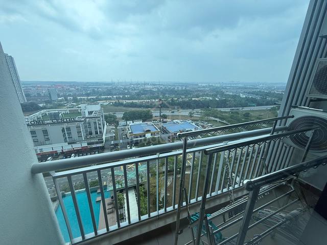 Sky Gardens Residences 1