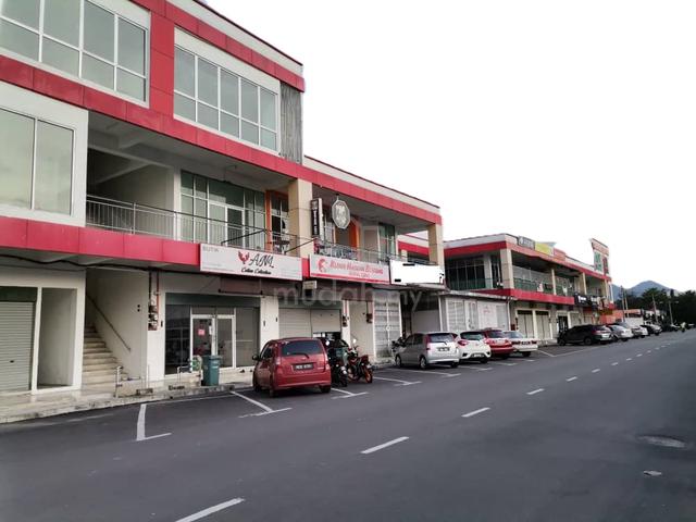 1st floor shop lot for rent. 1