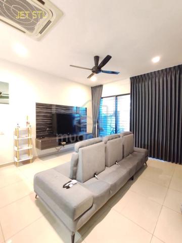 Renovated With Good Condition Setia Utama 2 Setia Alam 3 Sty House 1