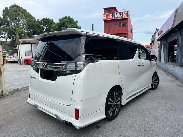 2017 Toyota VELLFIRE 2.5 ZG JBL Sunroof Full Loan - 2