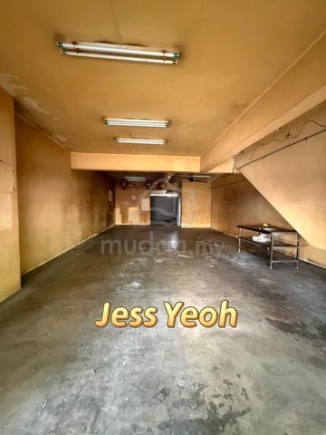 G floor Farlim Medan Angsana shoplot facing main road Hot Location 1