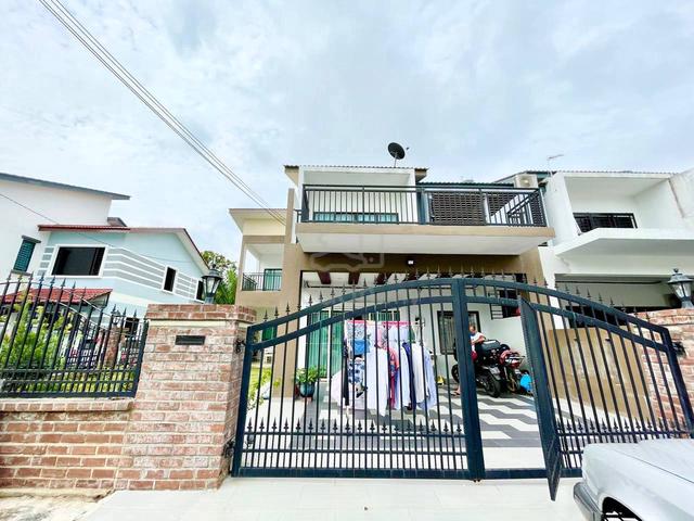 END LOT Double Storey Taman Semarang Indah @ Dengkil 1