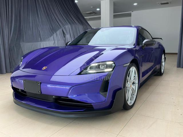 2025 Porsche Taycan Turbo GT Weissach Package - 3