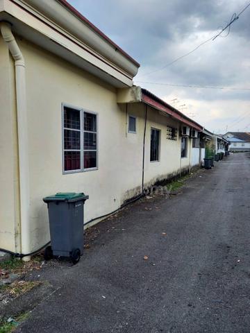 Corner Lot Single Storey Fully Extended Taman Putri Kulai(Near Toll) 5