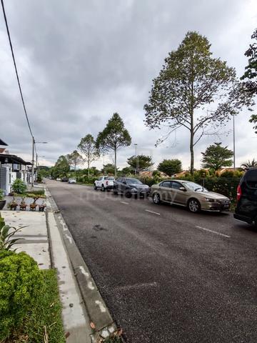 Unblock View Alpinia Bandar Putra Kulai Double Storey Terrace House 1