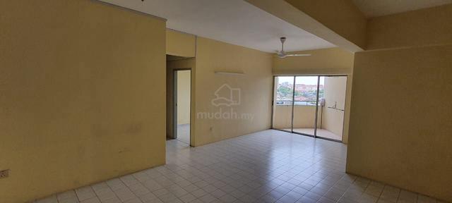 Sri Impian Apartment (Larkin Perdana) 1