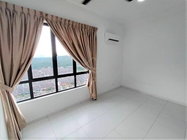 Sky View @ Bukit Indah 4