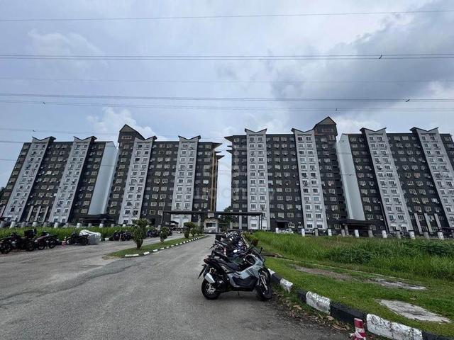 Idaman Senibong Apartment 1