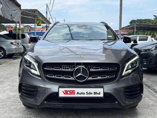 Mercedes Benz GLA200 1.6 Night Edition Facelift - 3